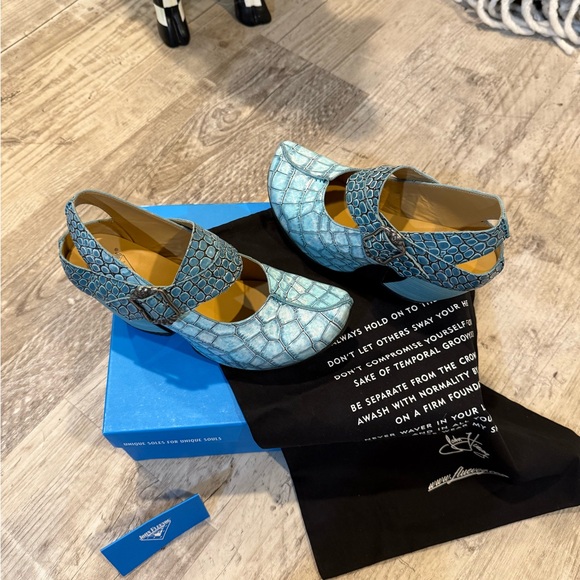 John Fluvog Generator Blue Croc 8 - Picture 3 of 5